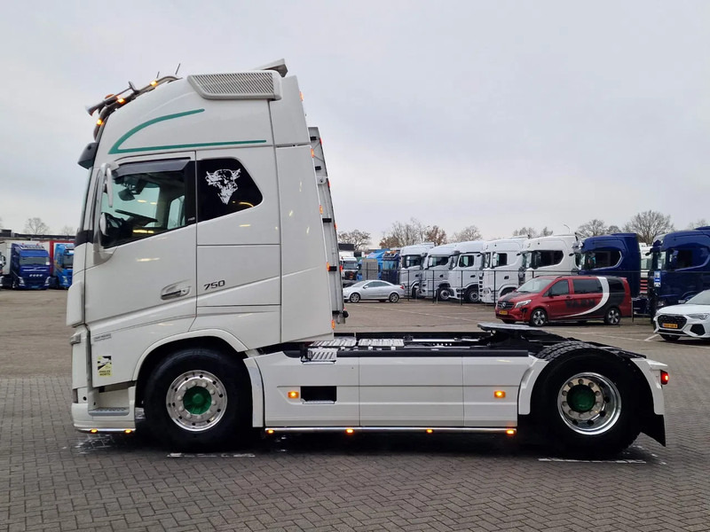 Volvo FH 16.750 Globetrotter XL 4x2 - Retarder - I parkcool - Full air - 2x tank - Full spec - Xe đầu kéo: hình 5 Volvo FH 16.750 Globetrotter XL 4x2 - Retarder - I parkcool - Full air - 2x tank - Full spec - Xe đầu kéo: hình 5