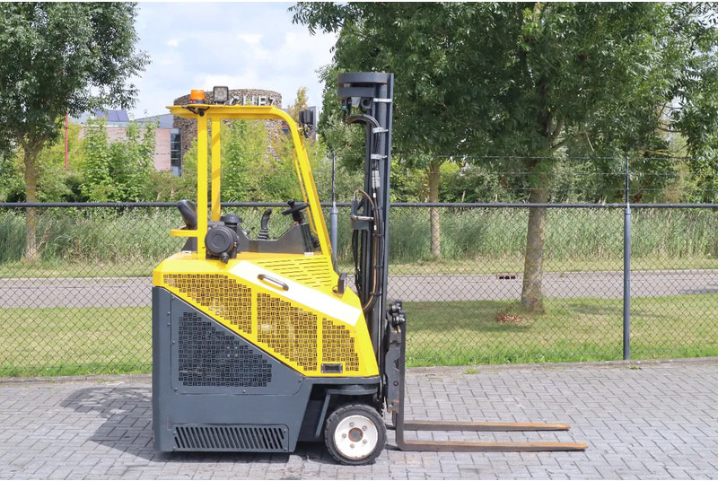Combilift CB3000 | 2.5 TON | 6 METER | TRIPLEX | SIDESHIFT - Xe tải tiếp cận 4 hướng: hình 4 Combilift CB3000 | 2.5 TON | 6 METER | TRIPLEX | SIDESHIFT - Xe tải tiếp cận 4 hướng: hình 4
