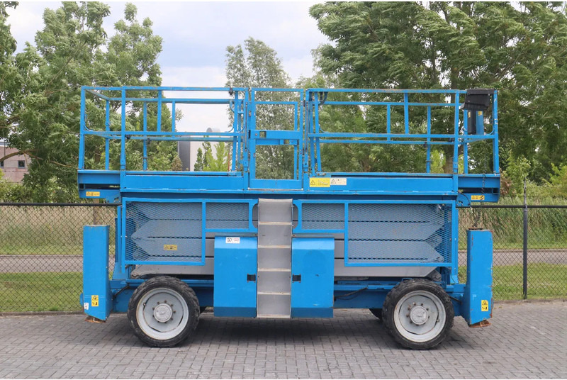 Genie GS-4390 RT | 15 METER | 680 KG - Máy nâng người hình kéo: hình 1 Genie GS-4390 RT | 15 METER | 680 KG - Máy nâng người hình kéo: hình 1