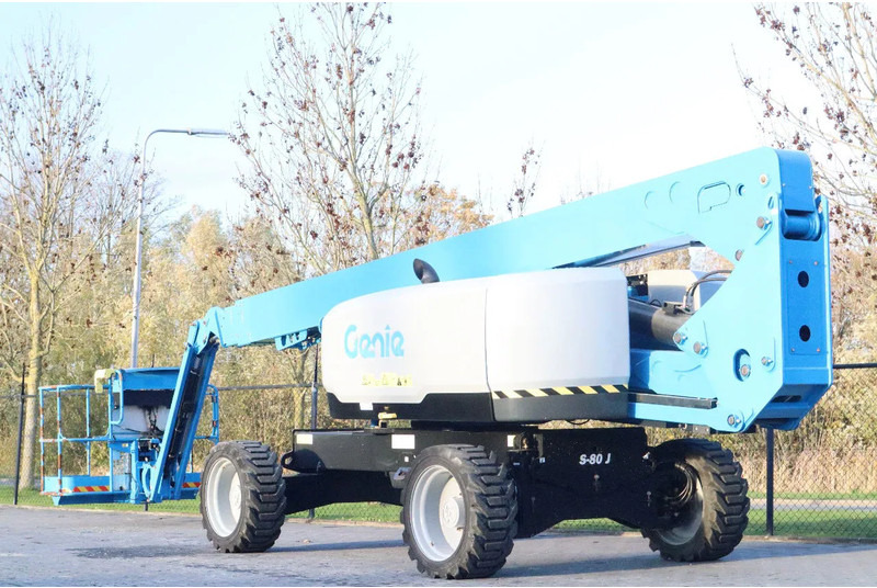 Genie S-80 J | 26.5 METER | 300 KG | LOW HOURS - Xe nâng người hình viễn vọng kính: hình 3 Genie S-80 J | 26.5 METER | 300 KG | LOW HOURS - Xe nâng người hình viễn vọng kính: hình 3