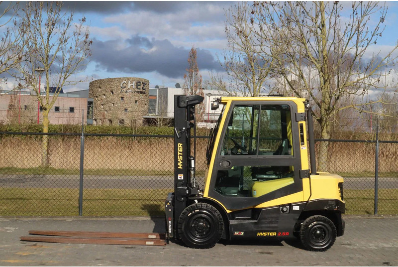 Hyster H2.5 A | BOOM SUSPENSION | SIDESHIFT | FORK EXTENTIONS | FORK POSITIONERS - Xe nâng diesel: hình 1 Hyster H2.5 A | BOOM SUSPENSION | SIDESHIFT | FORK EXTENTIONS | FORK POSITIONERS - Xe nâng diesel: hình 1