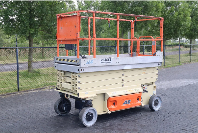 JLG 2646 ES | 10 METER | 450 KG - Máy nâng người hình kéo: hình 2 JLG 2646 ES | 10 METER | 450 KG - Máy nâng người hình kéo: hình 2