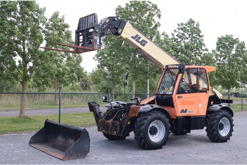 JLG 3614 RS | HYDR. FORKS | BUCKET | LOW HOURS - Xe nhấc hình viễn vọng kính: hình 2 JLG 3614 RS | HYDR. FORKS | BUCKET | LOW HOURS - Xe nhấc hình viễn vọng kính: hình 2