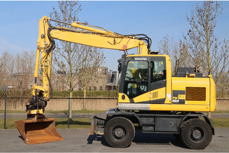 Komatsu PW160-11 | ENGCON TILTROTATOR | BUCKET | TRAILER HYDR. - Máy xúc bánh lốp: hình 1 Komatsu PW160-11 | ENGCON TILTROTATOR | BUCKET | TRAILER HYDR. - Máy xúc bánh lốp: hình 1