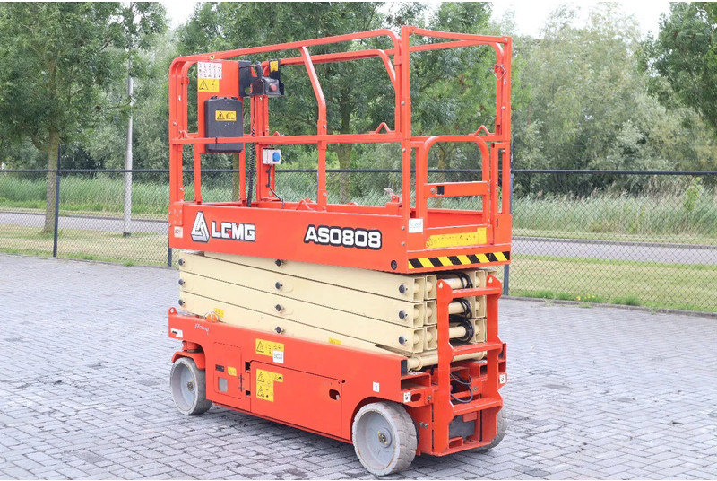 LGMG AS0808 | 10 METER | 230 KG | GS-2646 | 2646ES - Máy nâng người hình kéo: hình 2 LGMG AS0808 | 10 METER | 230 KG | GS-2646 | 2646ES - Máy nâng người hình kéo: hình 2