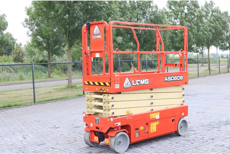 LGMG AS0808 | 10 METER | 230 KG | GS-2646 | 2646ES - Máy nâng người hình kéo: hình 3 LGMG AS0808 | 10 METER | 230 KG | GS-2646 | 2646ES - Máy nâng người hình kéo: hình 3