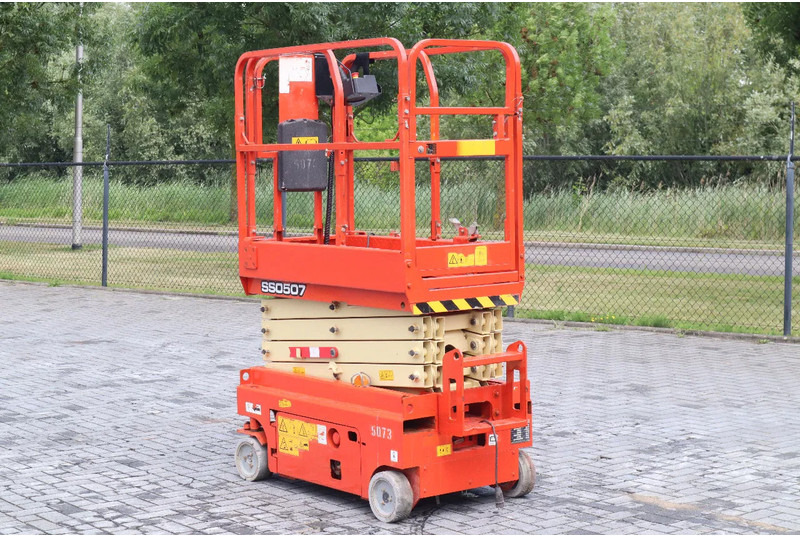 LGMG SS0507 | 6.3 METER | 230 KG | GS-1330 | ES1330 - Máy nâng người hình kéo: hình 2 LGMG SS0507 | 6.3 METER | 230 KG | GS-1330 | ES1330 - Máy nâng người hình kéo: hình 2