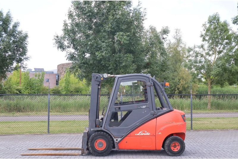 Linde H35D | SIDESHIFT + SPREADER | FREELIFT | 4.7 M - Xe nâng diesel: hình 1 Linde H35D | SIDESHIFT + SPREADER | FREELIFT | 4.7 M - Xe nâng diesel: hình 1