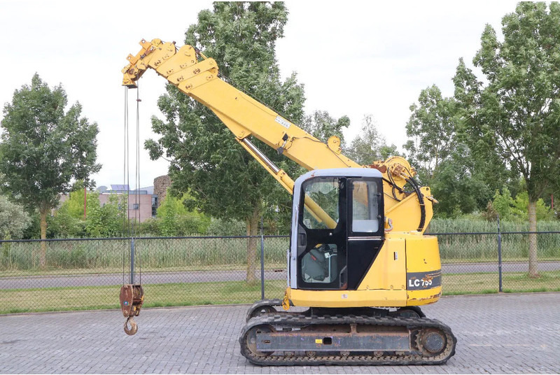 Maeda LC755-3 | 17.5 M LIFT HEIGHT | CRAWLER | UNIC - Cẩu chân nhện: hình 1 Maeda LC755-3 | 17.5 M LIFT HEIGHT | CRAWLER | UNIC - Cẩu chân nhện: hình 1