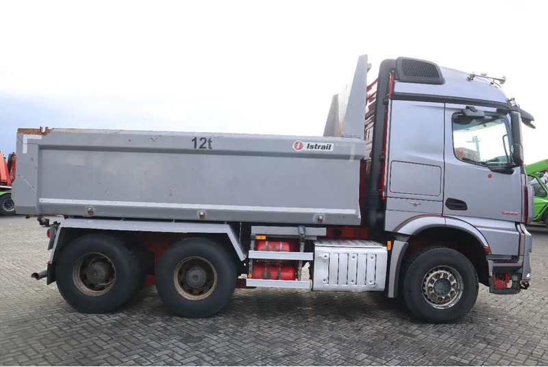 Mercedes-Benz Arocs 2658 2858 | 6X4 EURO 6 BIG AXLES | RETARDER | ENGINE PROBLEM - Xe ben: hình 4 Mercedes-Benz Arocs 2658 2858 | 6X4 EURO 6 BIG AXLES | RETARDER | ENGINE PROBLEM - Xe ben: hình 4