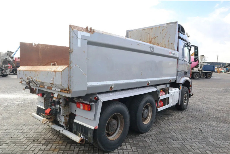 Mercedes-Benz Arocs 2658 2858 | 6X4 EURO 6 BIG AXLES | RETARDER | ENGINE PROBLEM - Xe ben: hình 5 Mercedes-Benz Arocs 2658 2858 | 6X4 EURO 6 BIG AXLES | RETARDER | ENGINE PROBLEM - Xe ben: hình 5