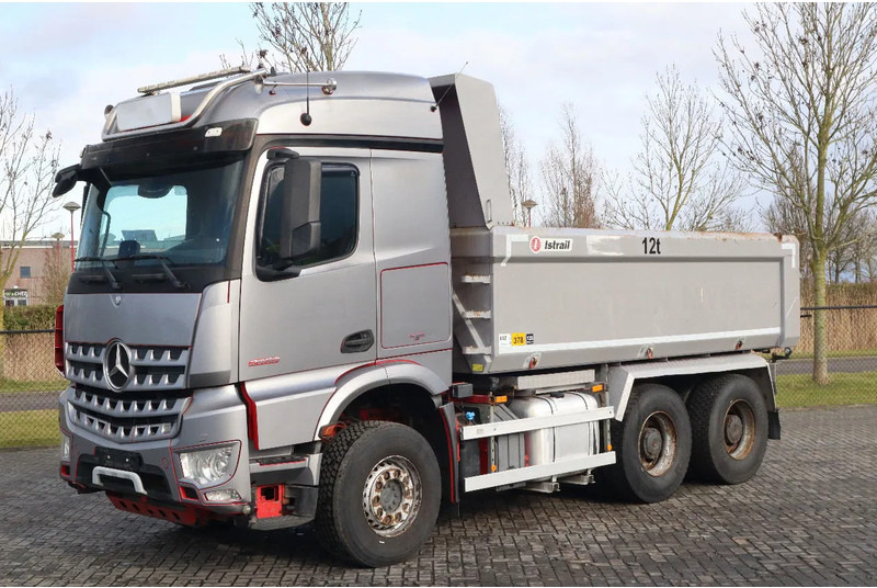 Mercedes-Benz Arocs 2658 2858 | 6X4 EURO 6 BIG AXLES | RETARDER | ENGINE PROBLEM - Xe ben: hình 1 Mercedes-Benz Arocs 2658 2858 | 6X4 EURO 6 BIG AXLES | RETARDER | ENGINE PROBLEM - Xe ben: hình 1