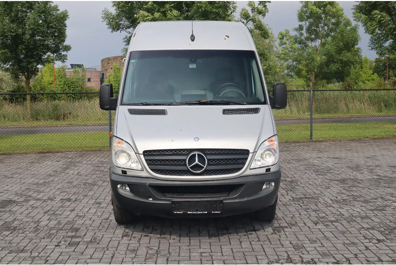 Mercedes-Benz Sprinter 516 | 4X2 | MOBILE WORKSHOP | WERKSTATT | SERVICE VAN - Xe van chở hàng: hình 2 Mercedes-Benz Sprinter 516 | 4X2 | MOBILE WORKSHOP | WERKSTATT | SERVICE VAN - Xe van chở hàng: hình 2