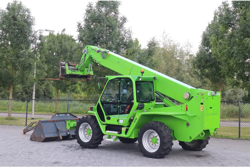 Merlo P40.17 PLUS | FORKS | JIB | BUCKET - Xe nhấc hình viễn vọng kính: hình 3 Merlo P40.17 PLUS | FORKS | JIB | BUCKET - Xe nhấc hình viễn vọng kính: hình 3