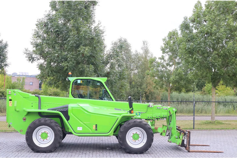 Merlo P40.17 PLUS | FORKS | JIB | BUCKET - Xe nhấc hình viễn vọng kính: hình 4 Merlo P40.17 PLUS | FORKS | JIB | BUCKET - Xe nhấc hình viễn vọng kính: hình 4