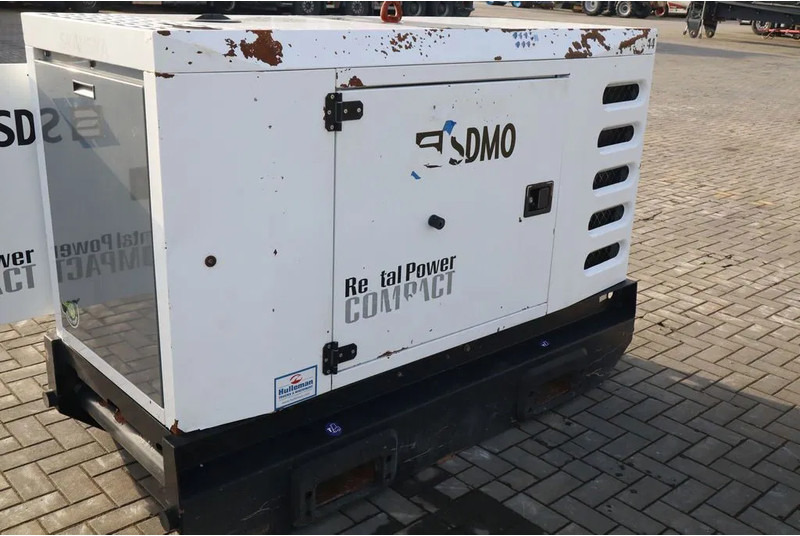 SDMO R44C3 | 44 KVA | GOOD WORKING - Bộ phát điện: hình 5 SDMO R44C3 | 44 KVA | GOOD WORKING - Bộ phát điện: hình 5