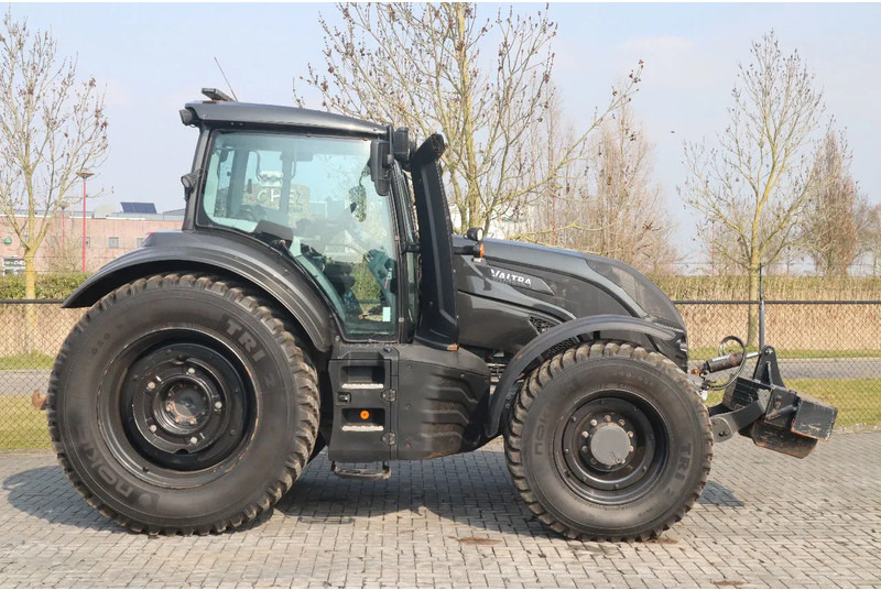 Valtra T234 D UNLIMITED | FRONT PTO | 53 KM/H | FULL OPTION - Máy cày: hình 4 Valtra T234 D UNLIMITED | FRONT PTO | 53 KM/H | FULL OPTION - Máy cày: hình 4