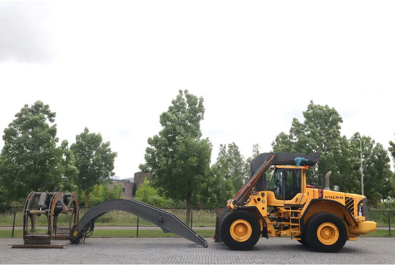 Volvo L180 F HL | HIGH-LIFT | LOG STACKER | HOLZ GRAPPLE - Máy xúc lật bánh lốp: hình 1 Volvo L180 F HL | HIGH-LIFT | LOG STACKER | HOLZ GRAPPLE - Máy xúc lật bánh lốp: hình 1