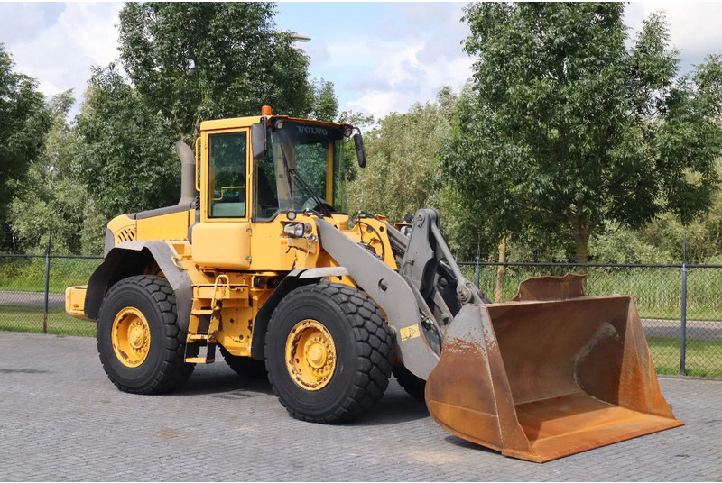 Volvo L70E | BUCKET | QUICK COUPLER | EXTRA FUNCT | AIRCO - Máy xúc lật bánh lốp: hình 5 Volvo L70E | BUCKET | QUICK COUPLER | EXTRA FUNCT | AIRCO - Máy xúc lật bánh lốp: hình 5