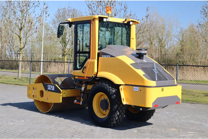Volvo SD75B | SD 75 B | NEW / UNUSED | 1 YEAR WARRANTY - Xe lu kết hợp: hình 3 Volvo SD75B | SD 75 B | NEW / UNUSED | 1 YEAR WARRANTY - Xe lu kết hợp: hình 3