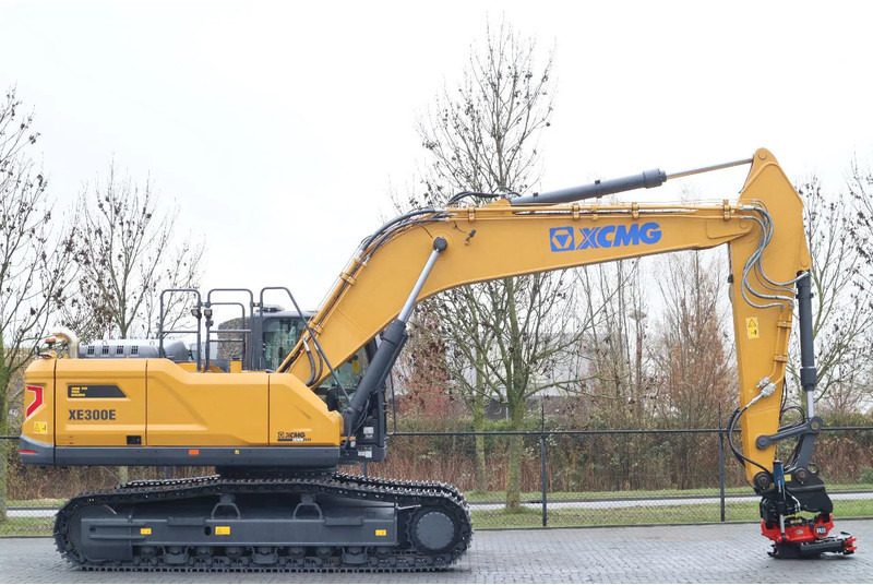 XCMG XE300E | ROTOTILT R8 | CE | CUMMINS STAGE V | EC300 | SY305 | 330 - Máy xúc bánh xích: hình 4 XCMG XE300E | ROTOTILT R8 | CE | CUMMINS STAGE V | EC300 | SY305 | 330 - Máy xúc bánh xích: hình 4