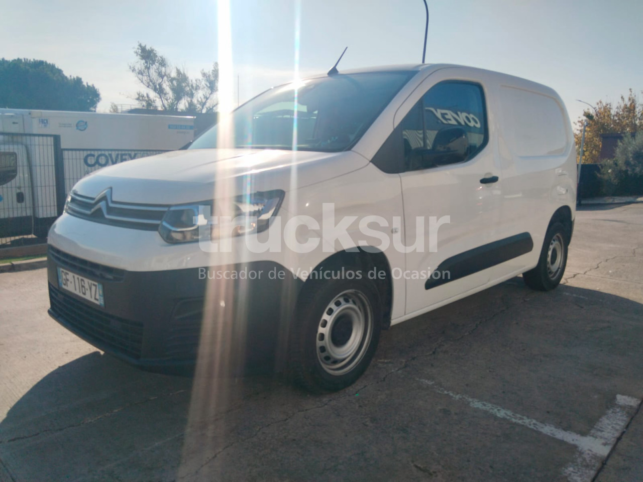 CITROEN BERLINGO - Xe tải nhỏ thùng kín: hình 2 CITROEN BERLINGO - Xe tải nhỏ thùng kín: hình 2