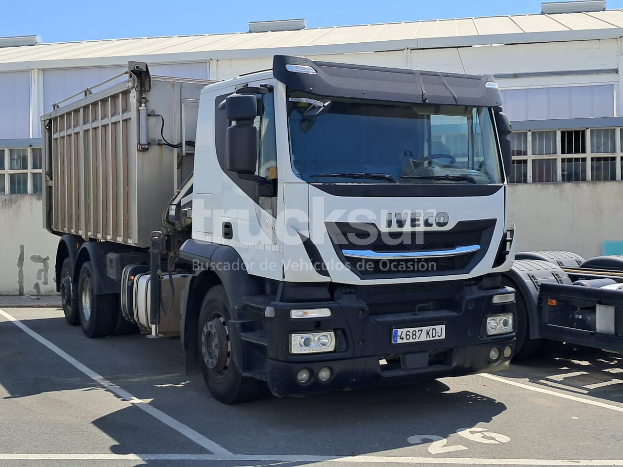 IVECO AT260SY/PS 360CV - Xe ben, Xe cẩu tự hành: hình 1 IVECO AT260SY/PS 360CV - Xe ben, Xe cẩu tự hành: hình 1