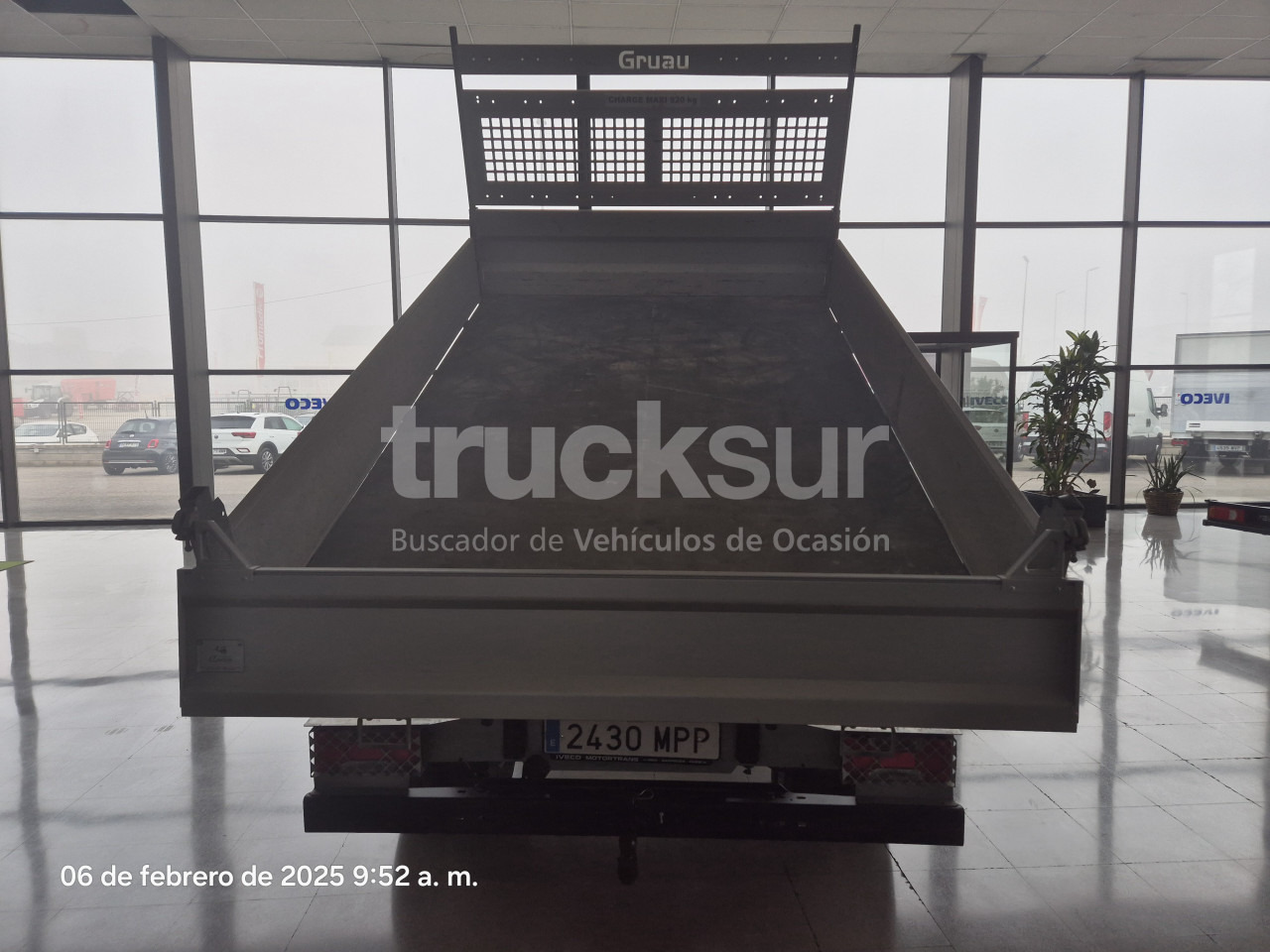 IVECO DAILY 35C14H - Xe ben nhỏ: hình 3 IVECO DAILY 35C14H - Xe ben nhỏ: hình 3