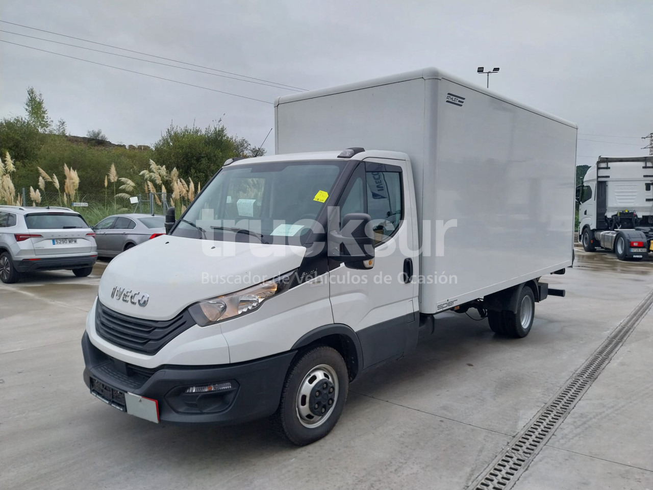 Xe tải nhỏ thùng kín IVECO DAILY 35C16H: hình 1
