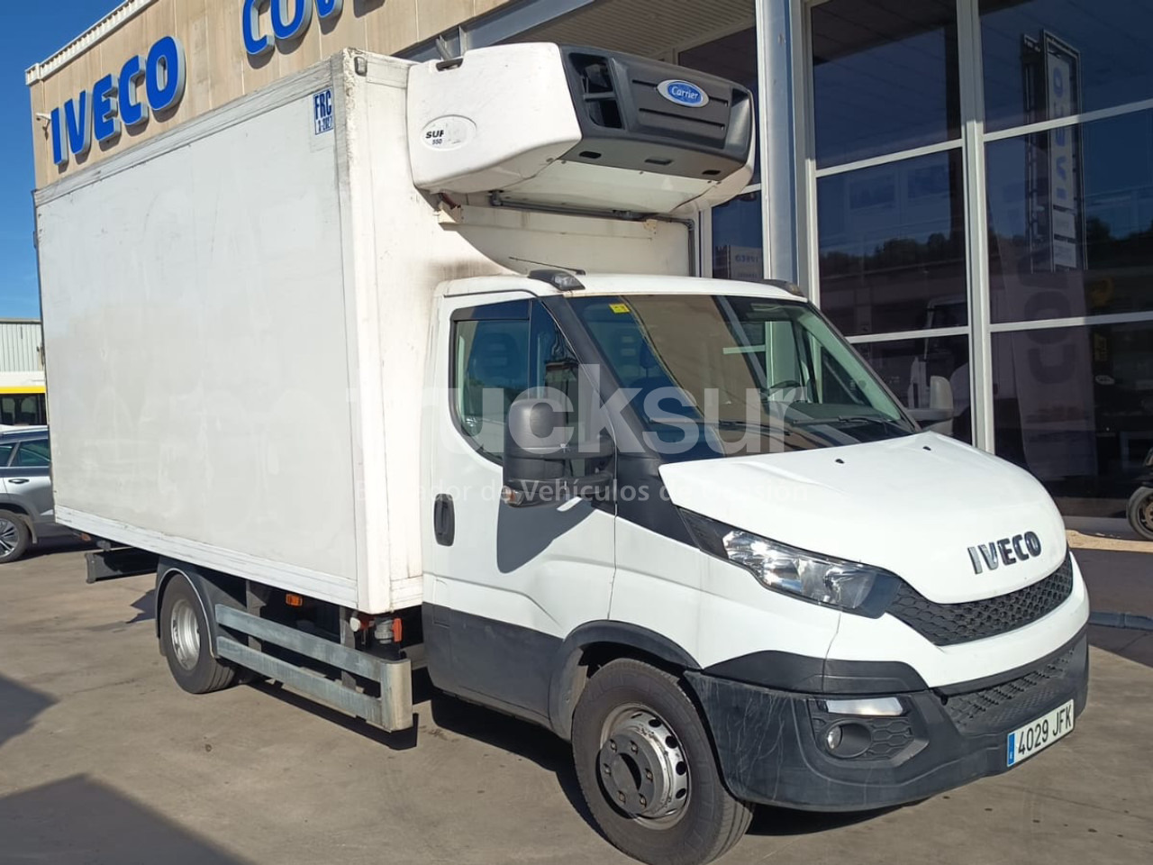IVECO DAILY 70C15 - Xe tải hộp: hình 1 IVECO DAILY 70C15 - Xe tải hộp: hình 1