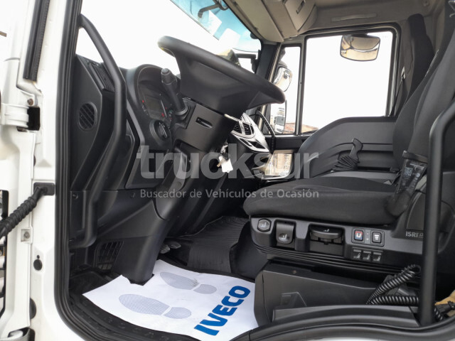 Xe tải thùng mui bạt IVECO EUROCARGO 140E 250: hình 6
