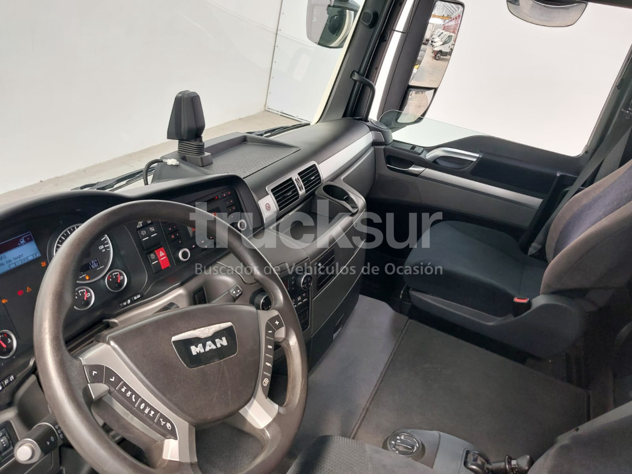 MAN TGS35.400 8X2*6 - Xe tải khung gầm: hình 5 MAN TGS35.400 8X2*6 - Xe tải khung gầm: hình 5
