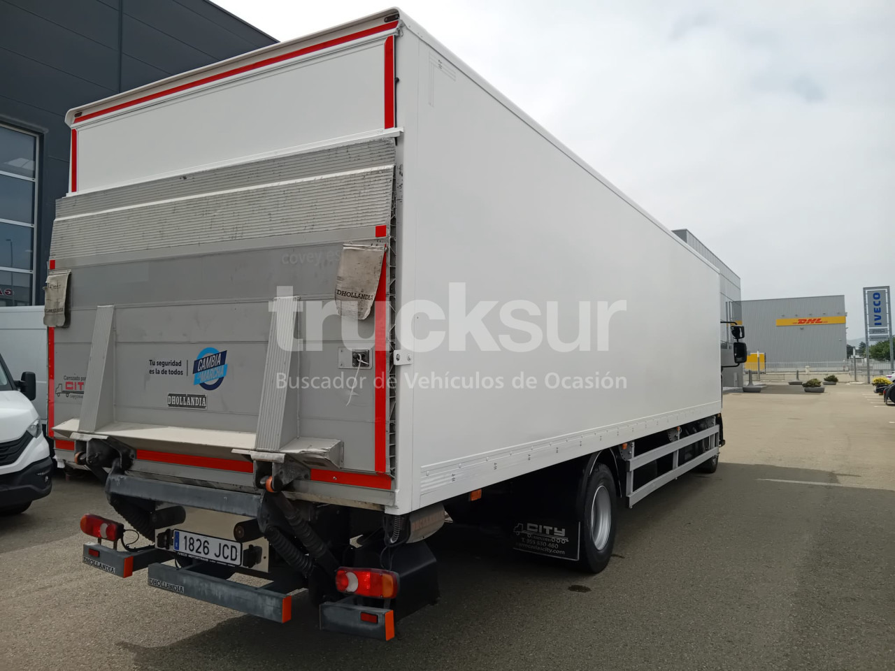RENAULT D 12.240 - Xe tải hộp: hình 4 RENAULT D 12.240 - Xe tải hộp: hình 4