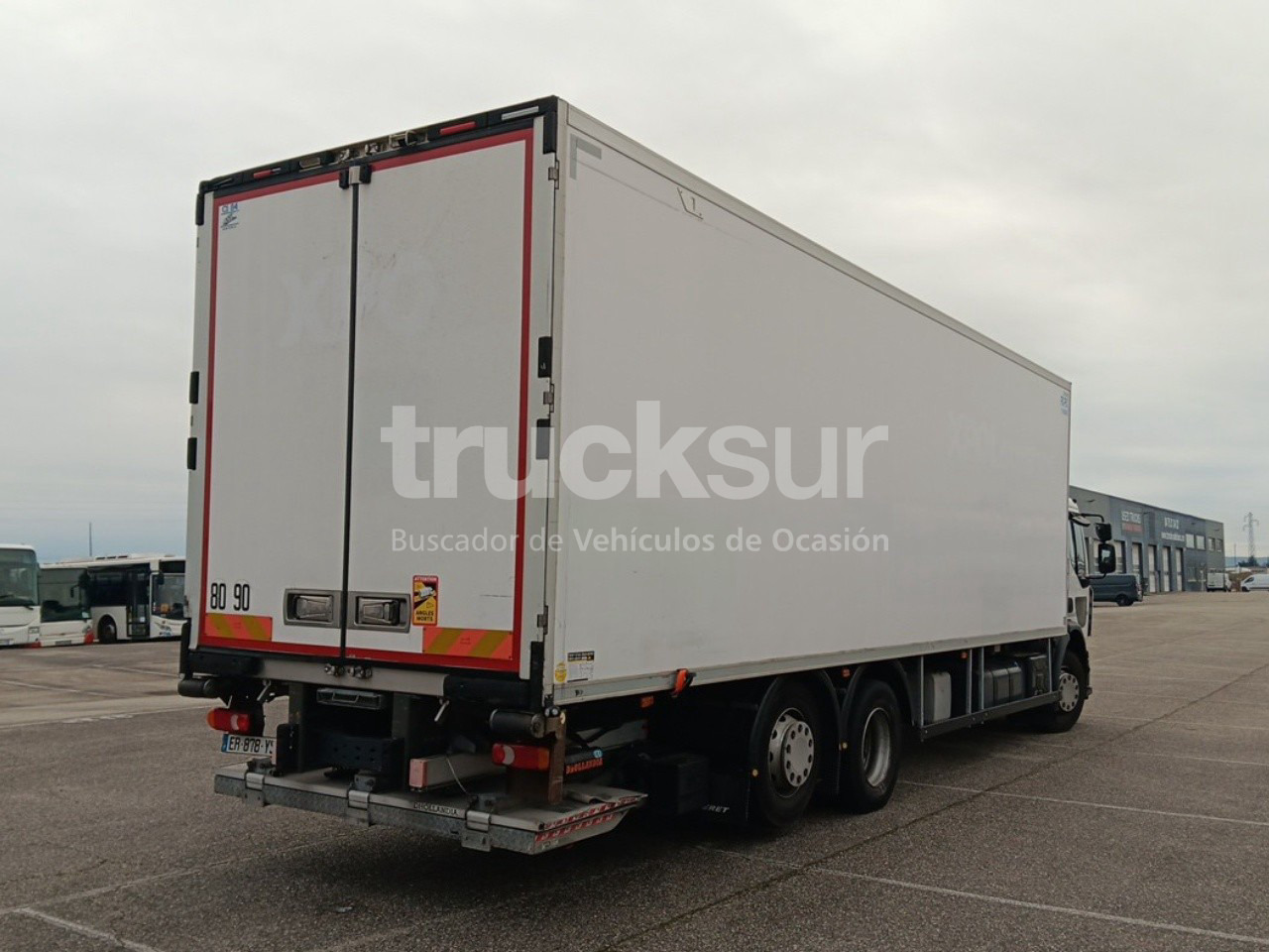 RENAULT D320 ejes 6x2*4 - Xe tải đông lạnh: hình 5 RENAULT D320 ejes 6x2*4 - Xe tải đông lạnh: hình 5