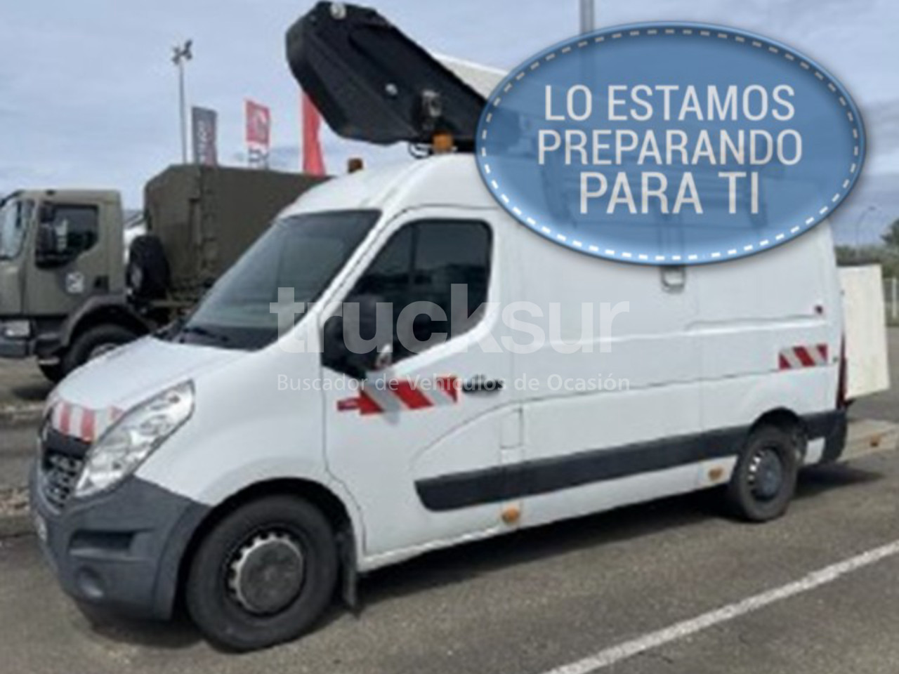 RENAULT MASTER 130.35 - Nền bục trên không gắn trên xe tải: hình 1 RENAULT MASTER 130.35 - Nền bục trên không gắn trên xe tải: hình 1