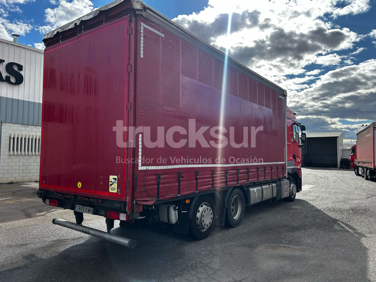 RENAULT T480 HIGH SLEEPER CAB 6X2*4 ejes 6x2*4 - Xe tải thùng mui bạt: hình 3 RENAULT T480 HIGH SLEEPER CAB 6X2*4 ejes 6x2*4 - Xe tải thùng mui bạt: hình 3