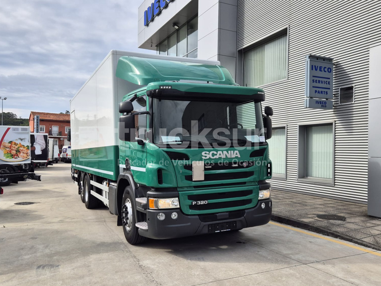 SCANIA P320.26 ejes 6x2*4 - Xe tải hộp: hình 3 SCANIA P320.26 ejes 6x2*4 - Xe tải hộp: hình 3