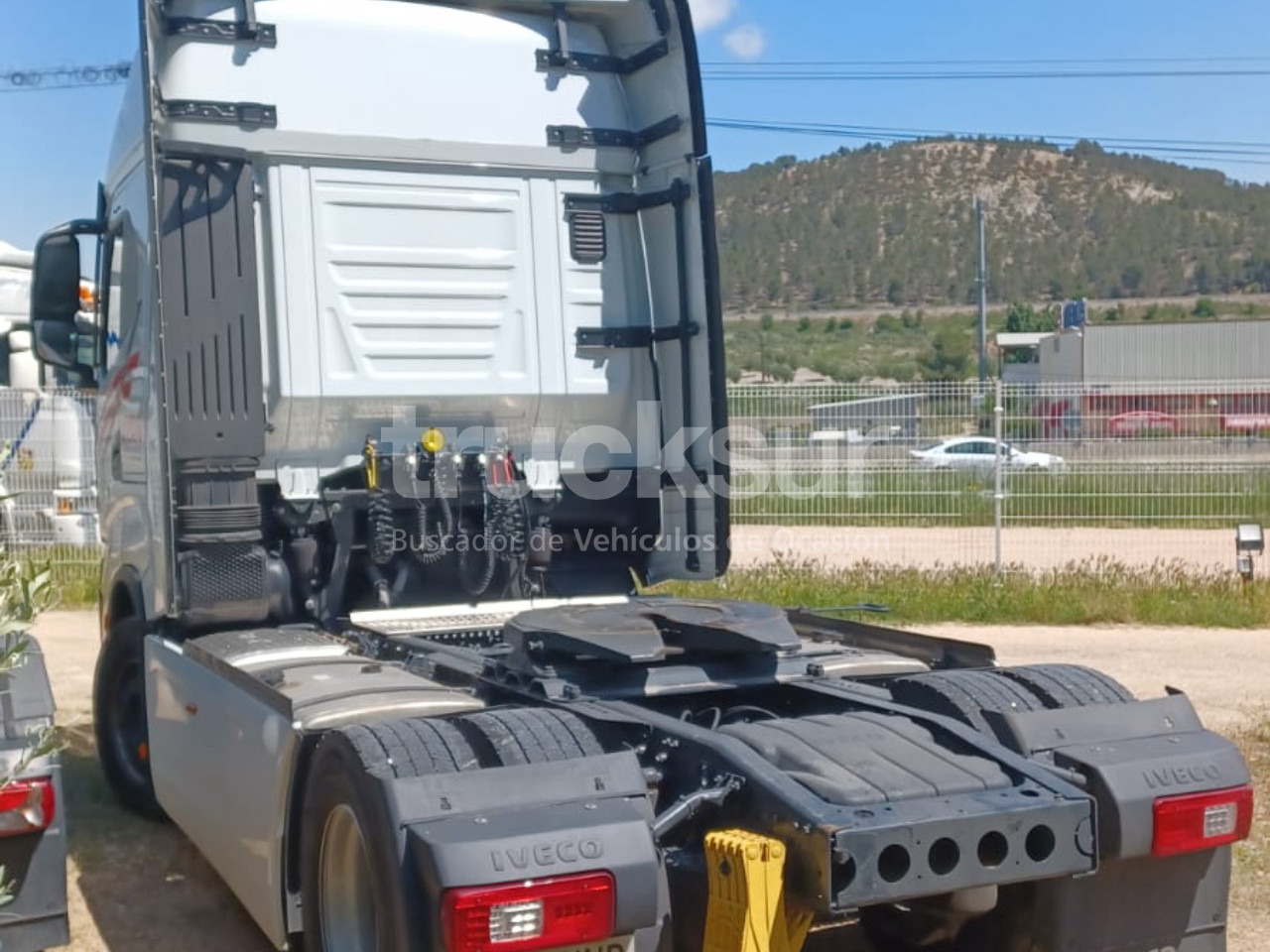 IVECO S-WAY A530 - Xe đầu kéo: hình 3 IVECO S-WAY A530 - Xe đầu kéo: hình 3