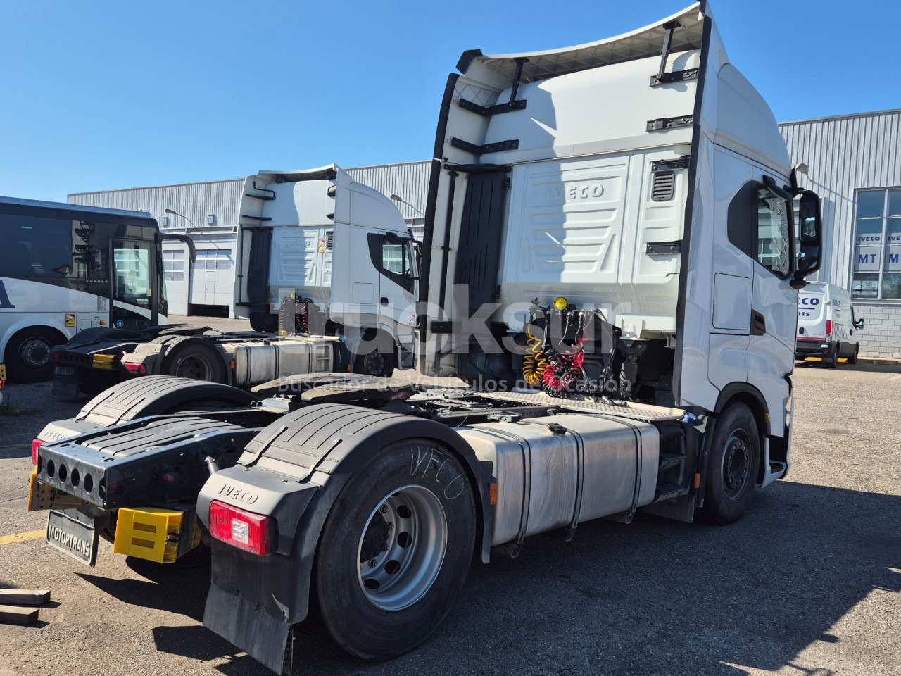 IVECO S-WAY AS440S51T/P - Xe đầu kéo: hình 4 IVECO S-WAY AS440S51T/P - Xe đầu kéo: hình 4