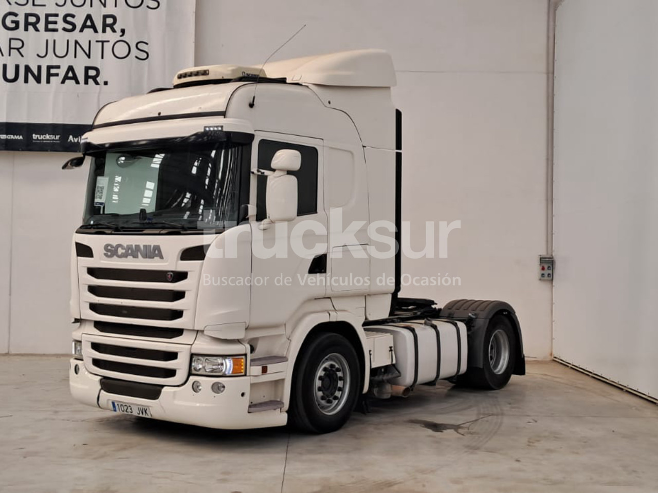 SCANIA R450 - Xe đầu kéo: hình 2 SCANIA R450 - Xe đầu kéo: hình 2