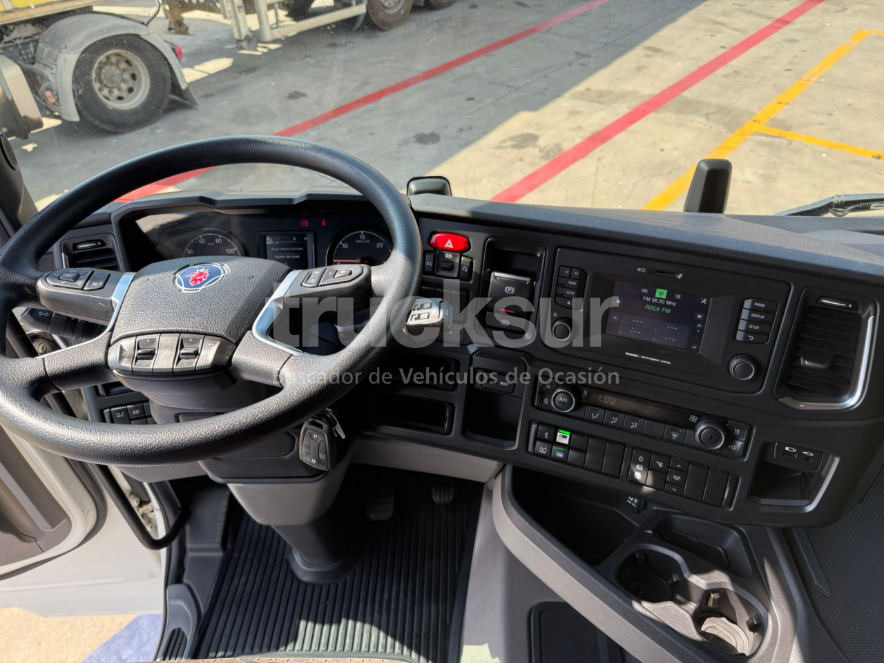 SCANIA R450 - Xe đầu kéo: hình 5 SCANIA R450 - Xe đầu kéo: hình 5
