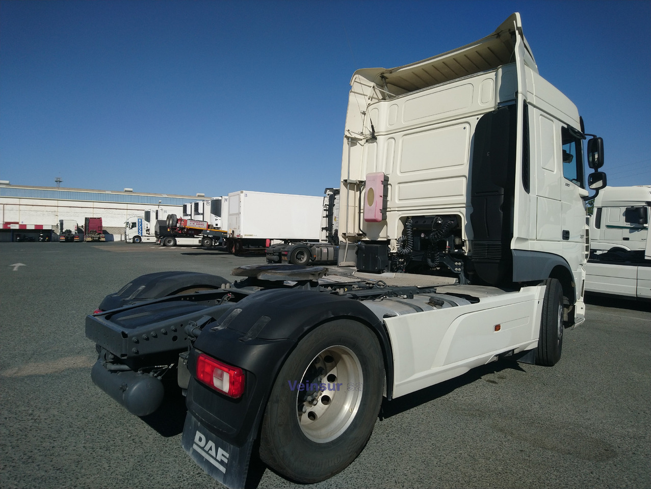 DAF FT 95XF530 - Xe đầu kéo: hình 4 DAF FT 95XF530 - Xe đầu kéo: hình 4