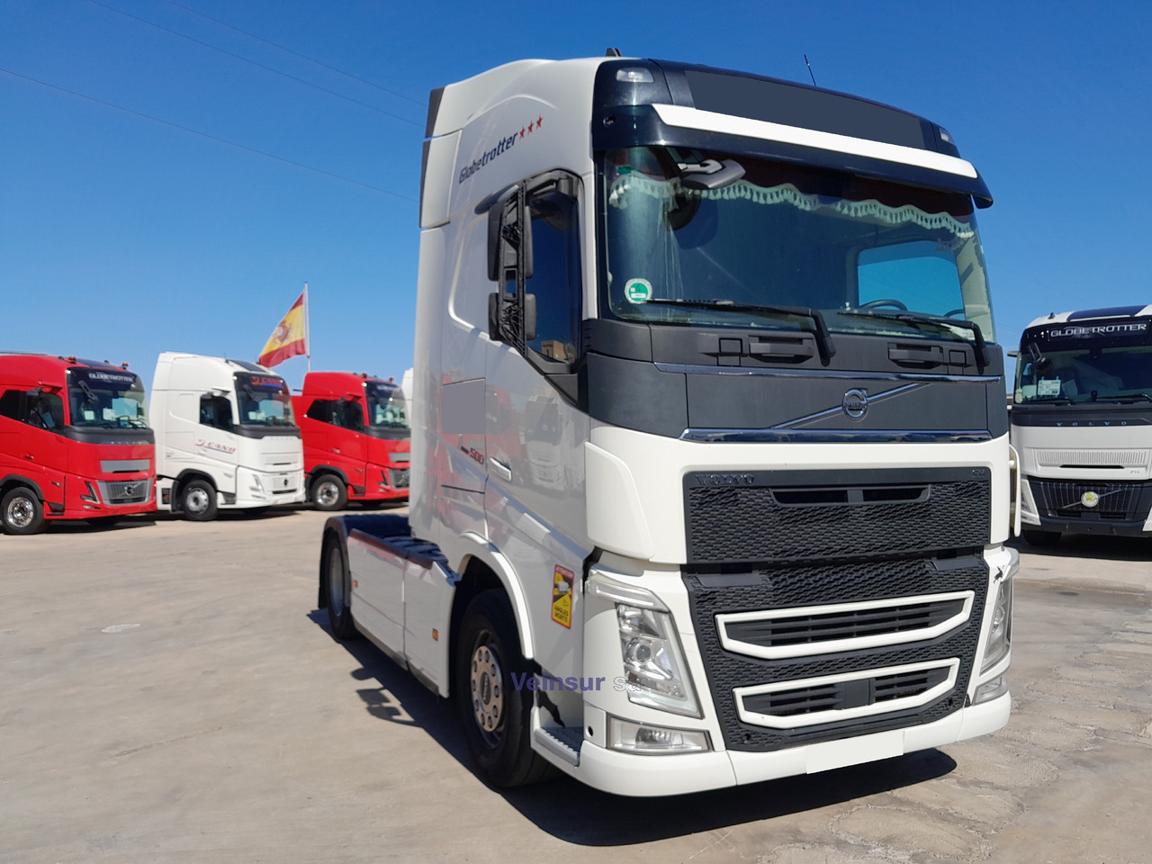VOLVO FH4 - Xe đầu kéo: hình 2 VOLVO FH4 - Xe đầu kéo: hình 2