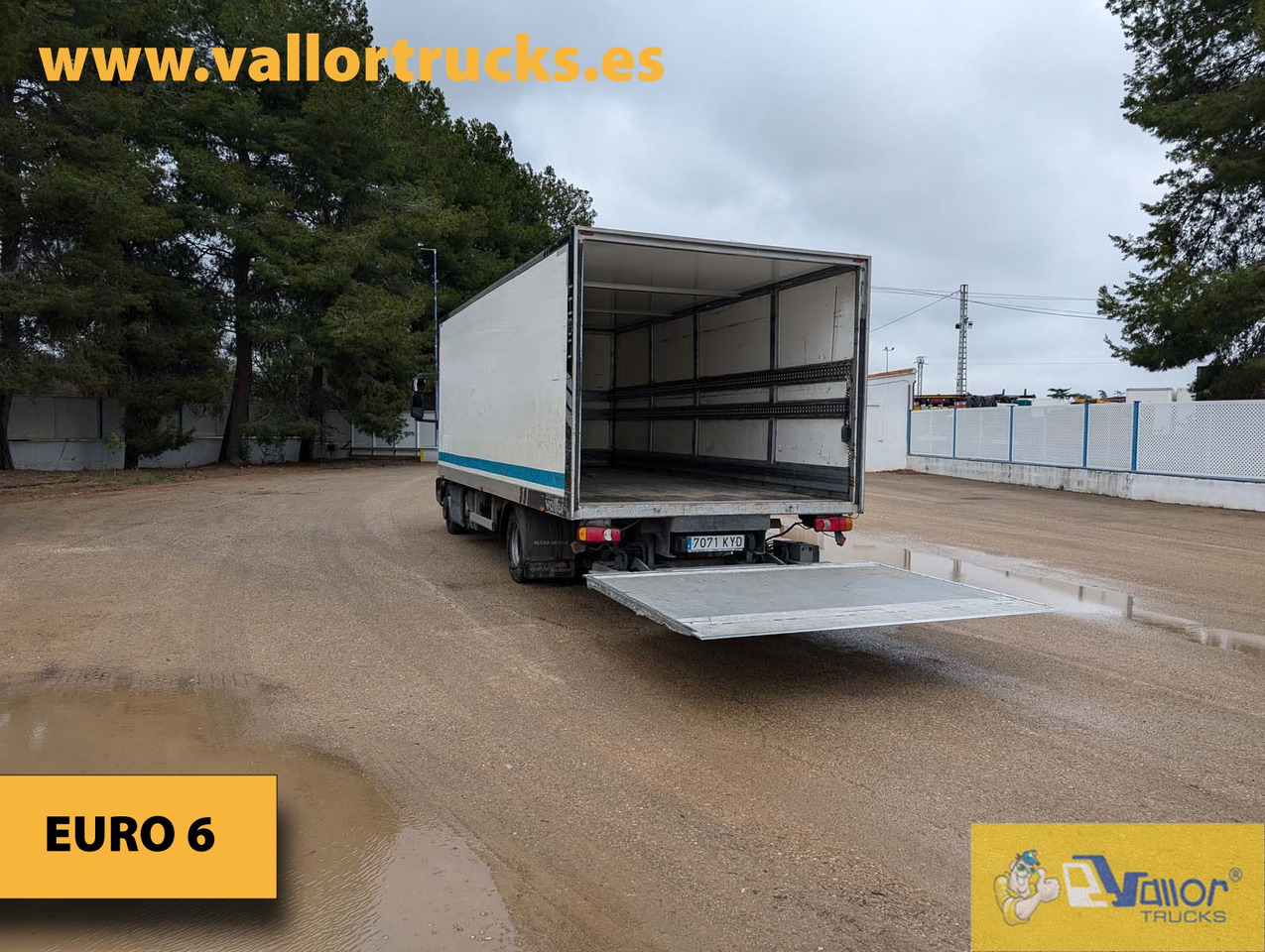IVECO 100E22 - Xe tải hộp: hình 3 IVECO 100E22 - Xe tải hộp: hình 3