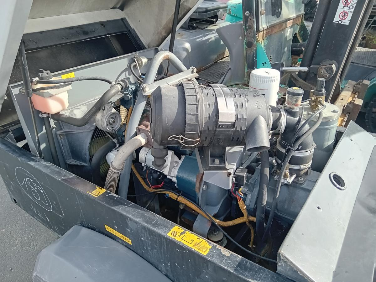 Atlas copco XAS37 - Máy nén khí: hình 3 Atlas copco XAS37 - Máy nén khí: hình 3