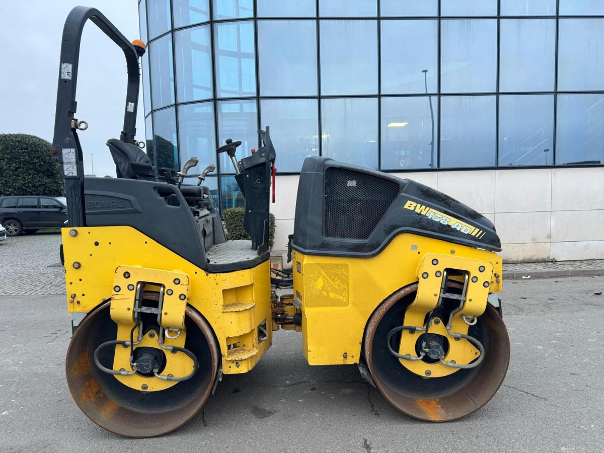 Bomag BW138 AD-5 - Máy lăn đường: hình 2 Bomag BW138 AD-5 - Máy lăn đường: hình 2