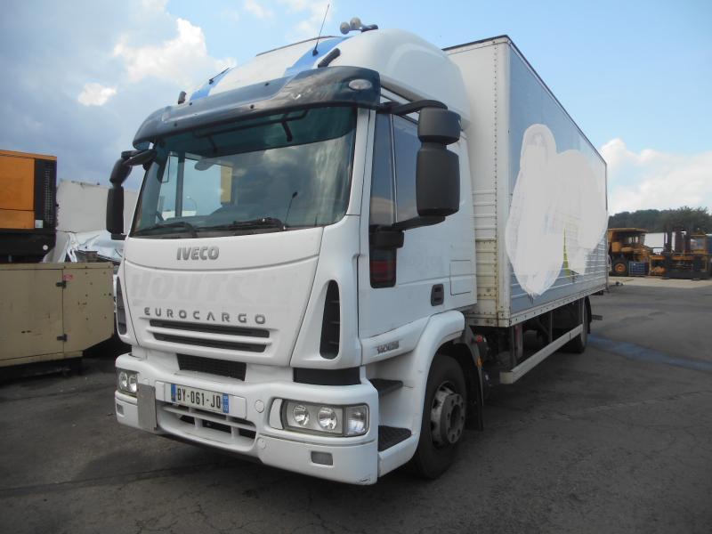 Iveco Eurocargo 140E25 - Xe tải hộp: hình 1 Iveco Eurocargo 140E25 - Xe tải hộp: hình 1