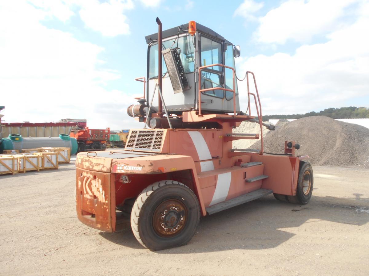 Kalmar DCD70 - Máy nhấc container: hình 4 Kalmar DCD70 - Máy nhấc container: hình 4