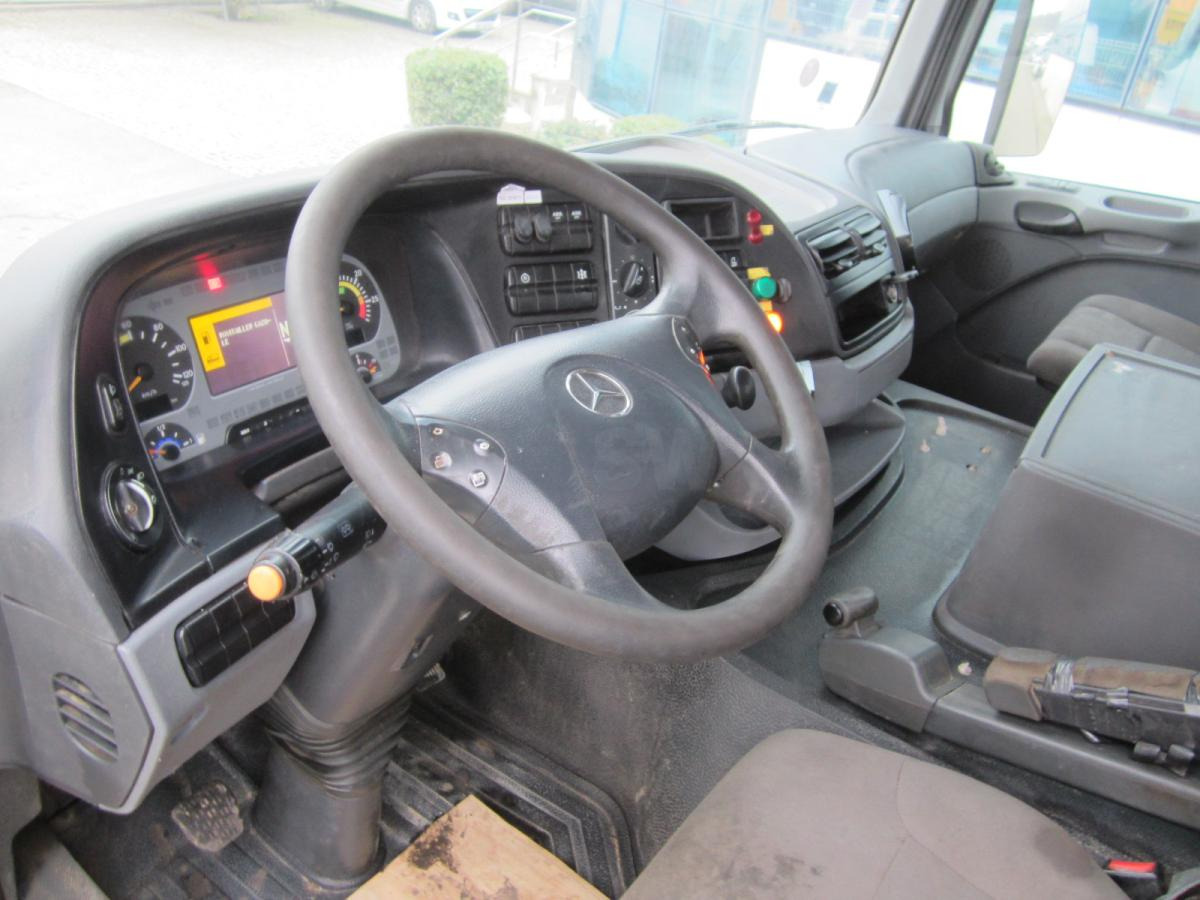 Interior photo 1: Xe ben Mercedes Actros 3236