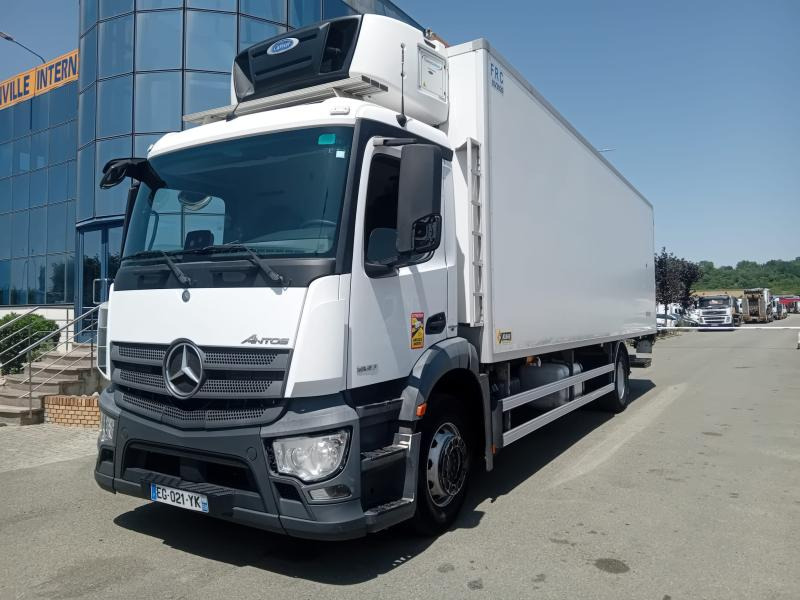 Mercedes Antos 1827 - Xe tải đông lạnh: hình 1 Mercedes Antos 1827 - Xe tải đông lạnh: hình 1